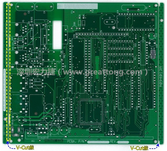所謂【V-cut】是印刷電路板(PCB)廠商依據(jù)客戶的圖紙要求，事先在PCB的特定位置用轉(zhuǎn)盤刀具切割好的一條條分割線，其目的是為了方便后續(xù)SMT電路板組裝完成后的「分板(De-panel)」之用，因為其切割后的外型看起來就像個英文的【V】字型，因此得名。